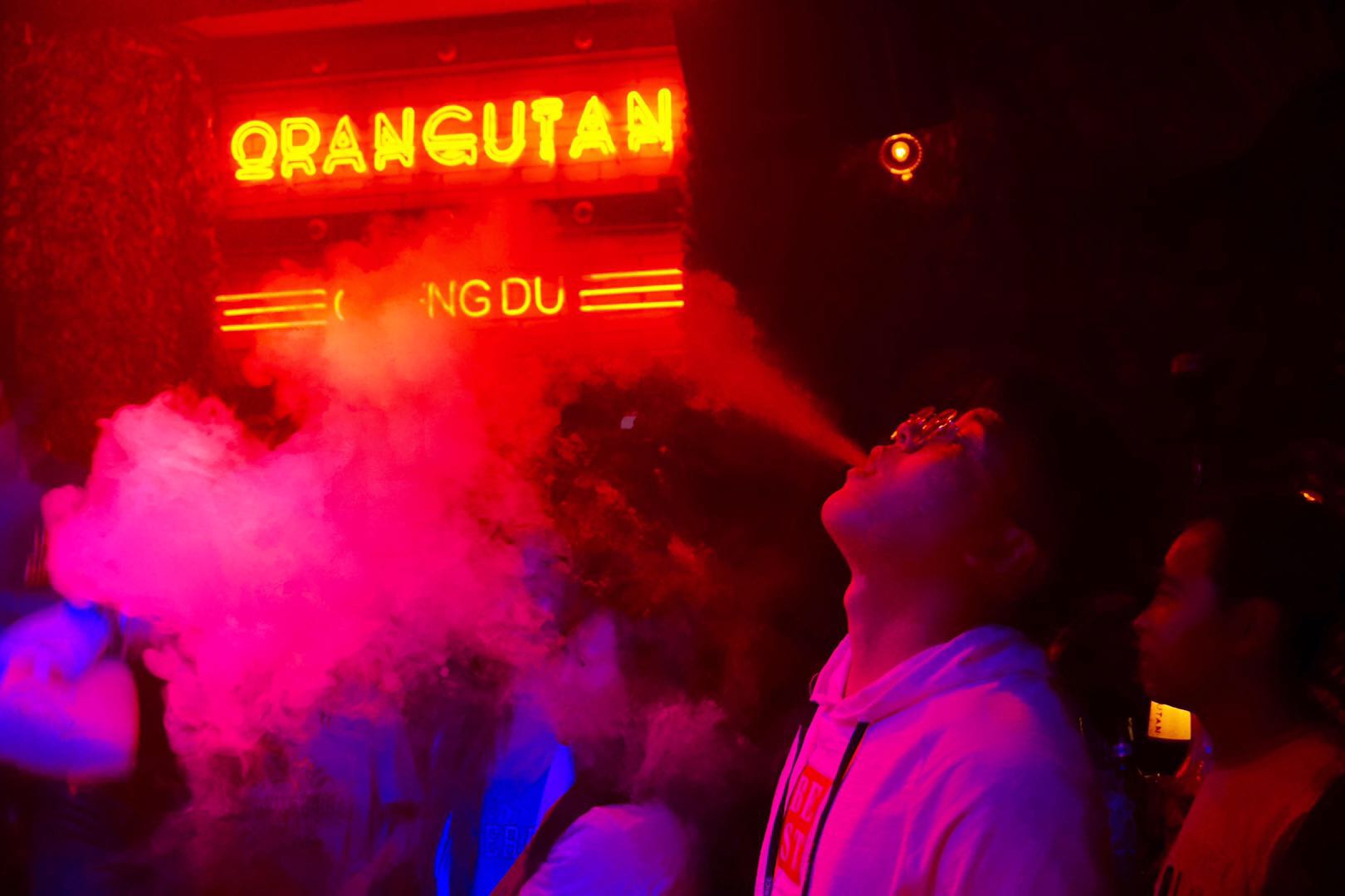 成都水母酒吧人均消费_水母卡通图片(2)