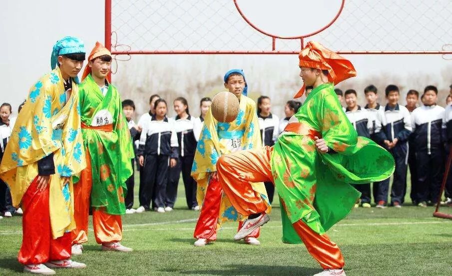 艺术传媒学院"传承古艺,灵动非遗"华服手绘创意蹴鞠大赛倒计时1天!