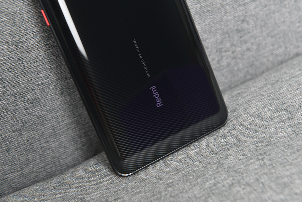 碳纤纹理尽显低调redmik20碳纤黑开箱