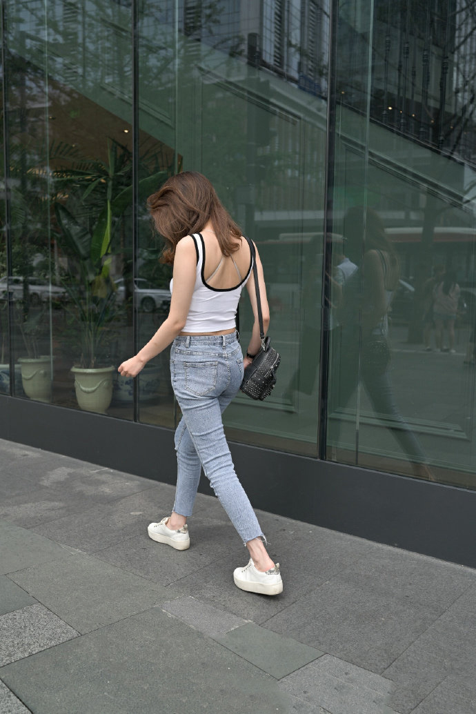 56ae85846d3349d3bdeb165d5845ed23.jpeg