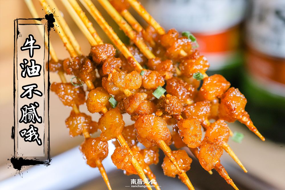 油炸小黄鱼,炸八宝,炸鱿鱼~也是都要来一串的