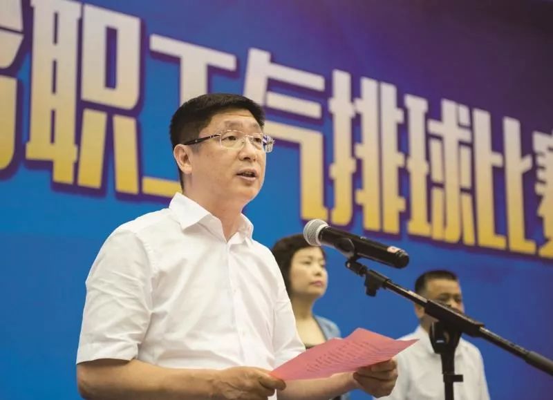 党组书记,常务副主席施华兴,温岭市委副书记,市委政法委书记沈云才