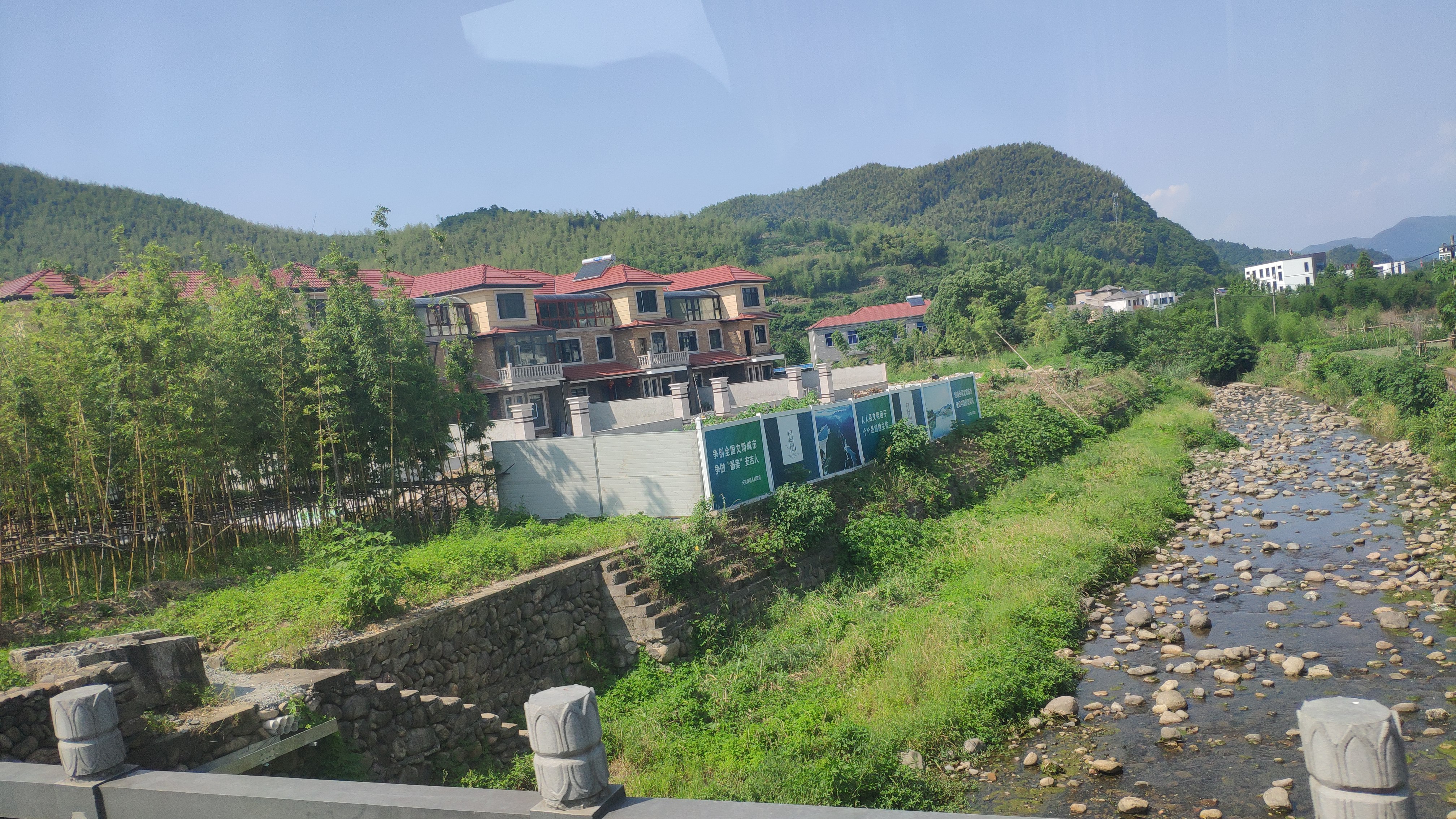 40张图片记录浙江余村绿水青山实景