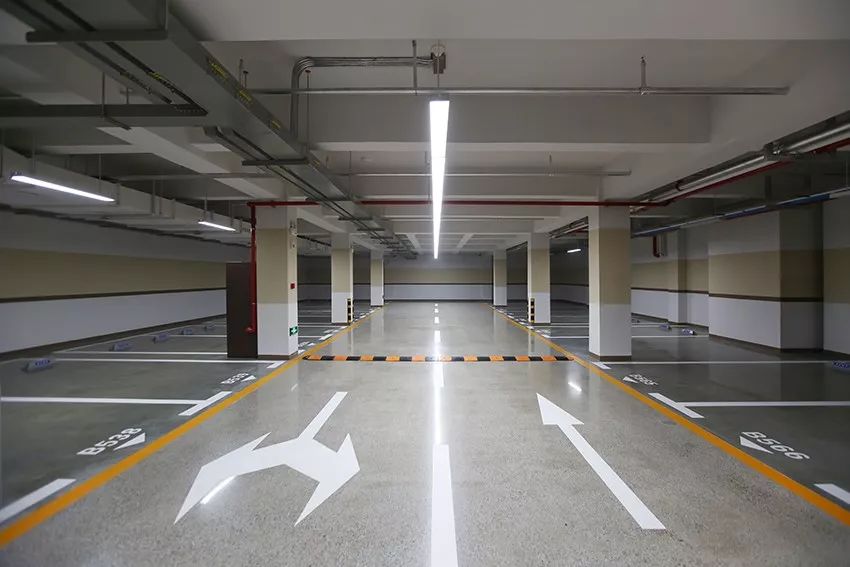 郑州房地产业界需要文字!榜样海报设计ps图片