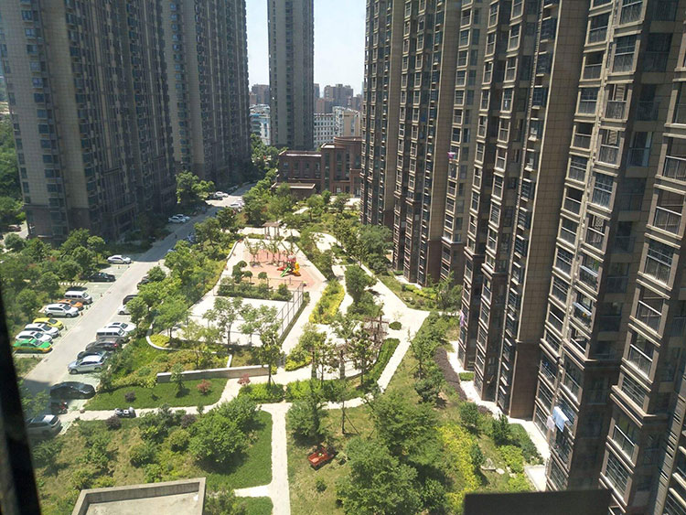 舜耕花都小区实景图 恭喜舜耕花都13#的业主六月份交房,淮南水木南山
