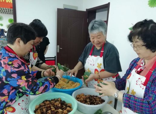 迎端午节问候 a6f4a5f901814862ba986392b33187b9.jpeg