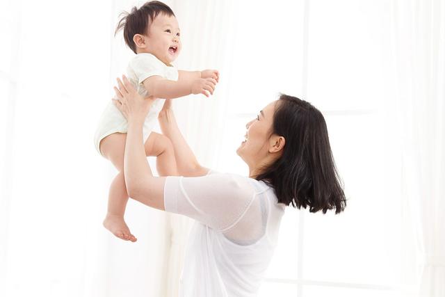                     “屁”是宝宝一种特殊的交流方式，宝宝消化不良，听“屁”就知道