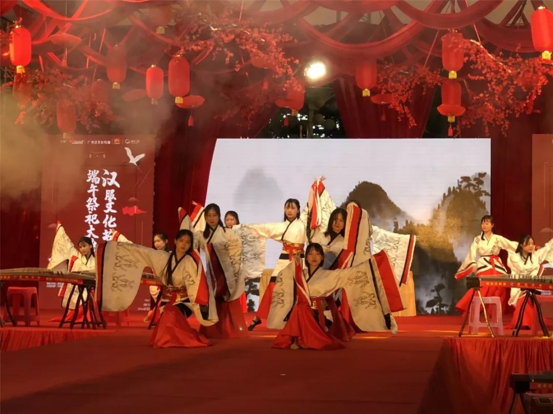 东区举行首届汉服文化节暨端午节祭拜屈原大典活动