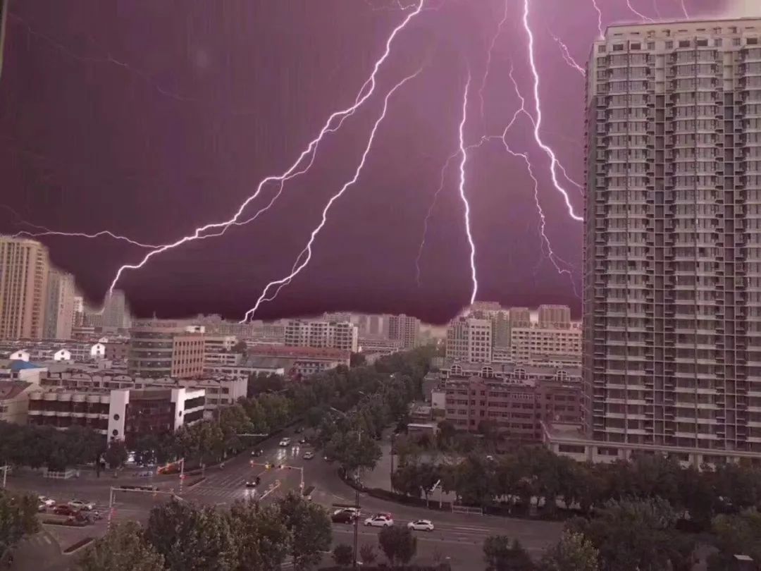 风雨雷电冰雹明后天也不消停敢问是哪位神仙在人间渡劫