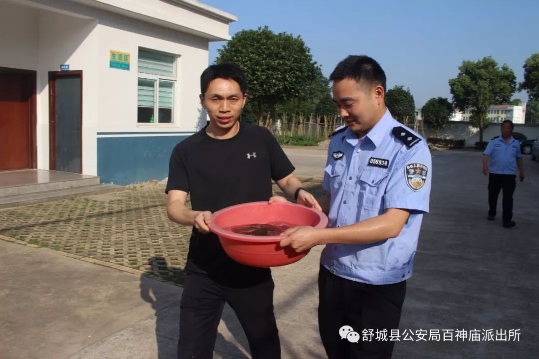 文稿:徐海峰 审核:孙浩,来源:舒城县公安局返回搜狐,查看更多
