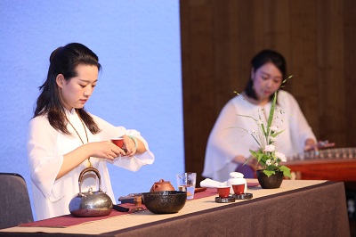 在此次交流会上,由中国茶文化代表大益茶带去的