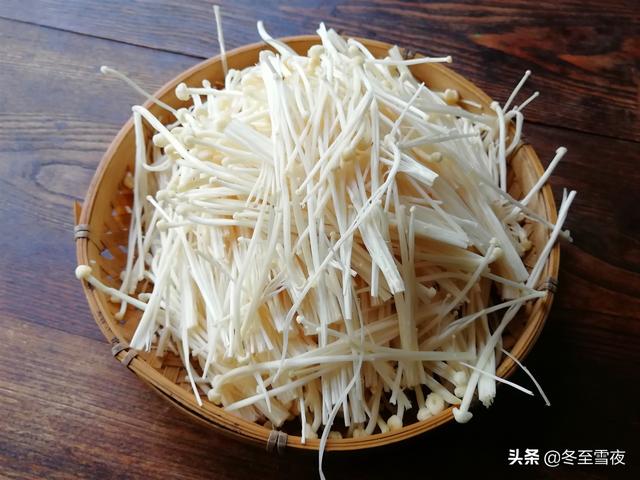 金针菇需要焯水几分钟 5d8a52c2401c4ee5b66dd297ce45c71c.jpeg