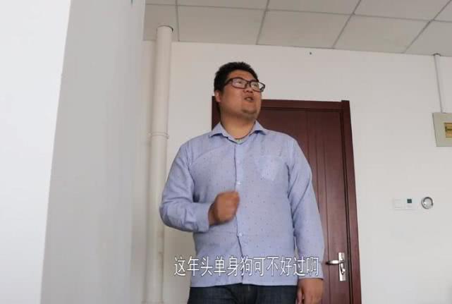 学生早恋被老师叫家长来，结果家长给老师“上了一课”