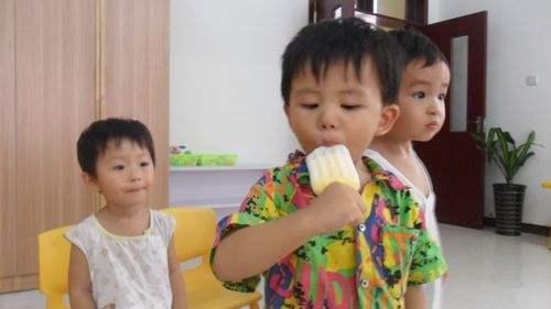                     孩子脾胃娇嫩，最好少碰这些食物，容易积食还影响长个