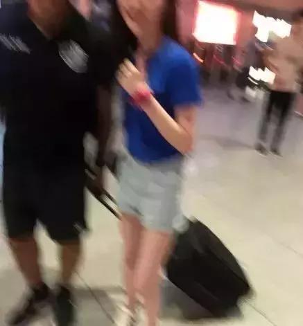 不用洗胶卷，就能拍出30年前的胶卷风老照片