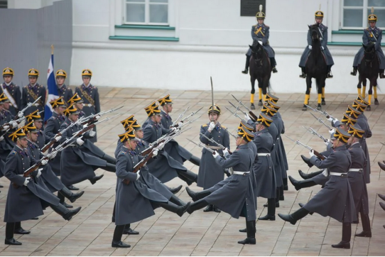 总统警卫团步兵和骑兵仪仗队表演