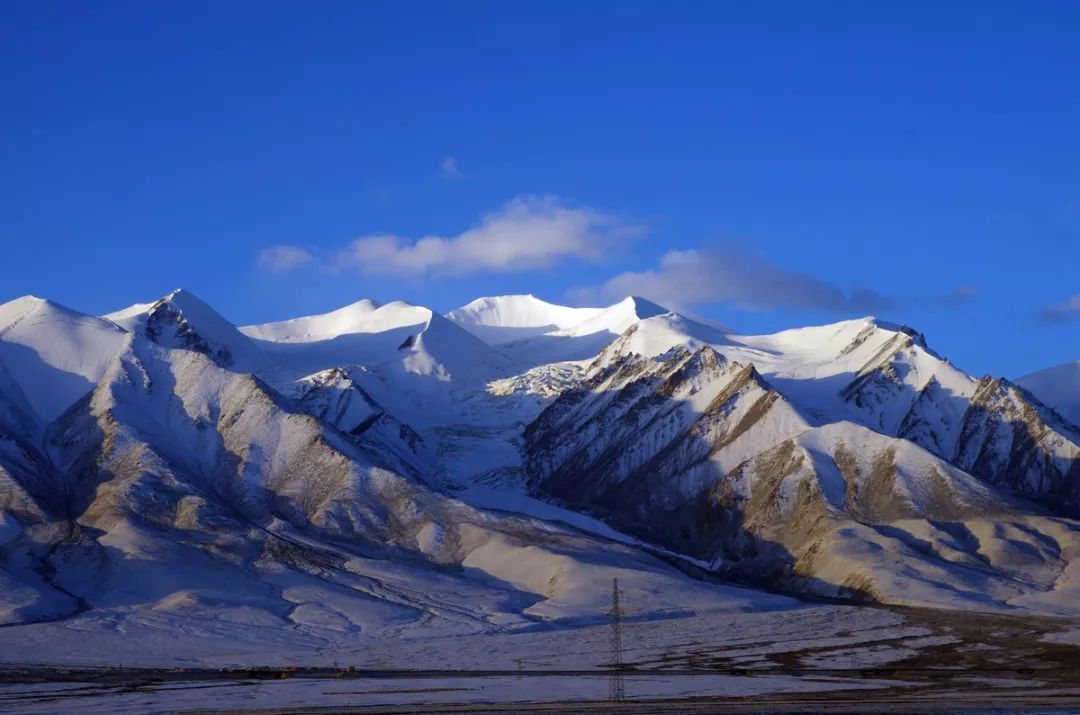 绝美西北天路环线可可西里保护区昆仑山柴达木盆地水上雅丹12日全景