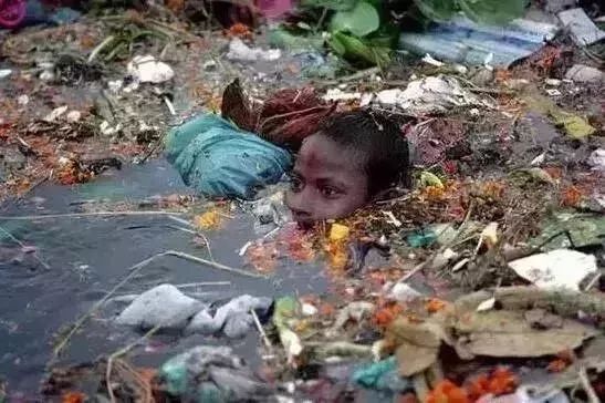 现在面临的环境污染问题 df0ba4eabc09452d9d2812cb32cfd9f8.jpeg