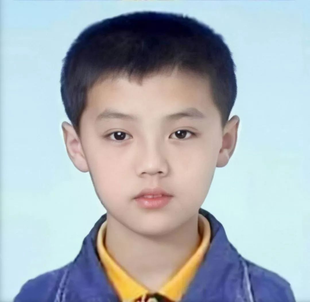 看过鹿晗的双眼皮,那么你们看过鹿晗的三眼皮