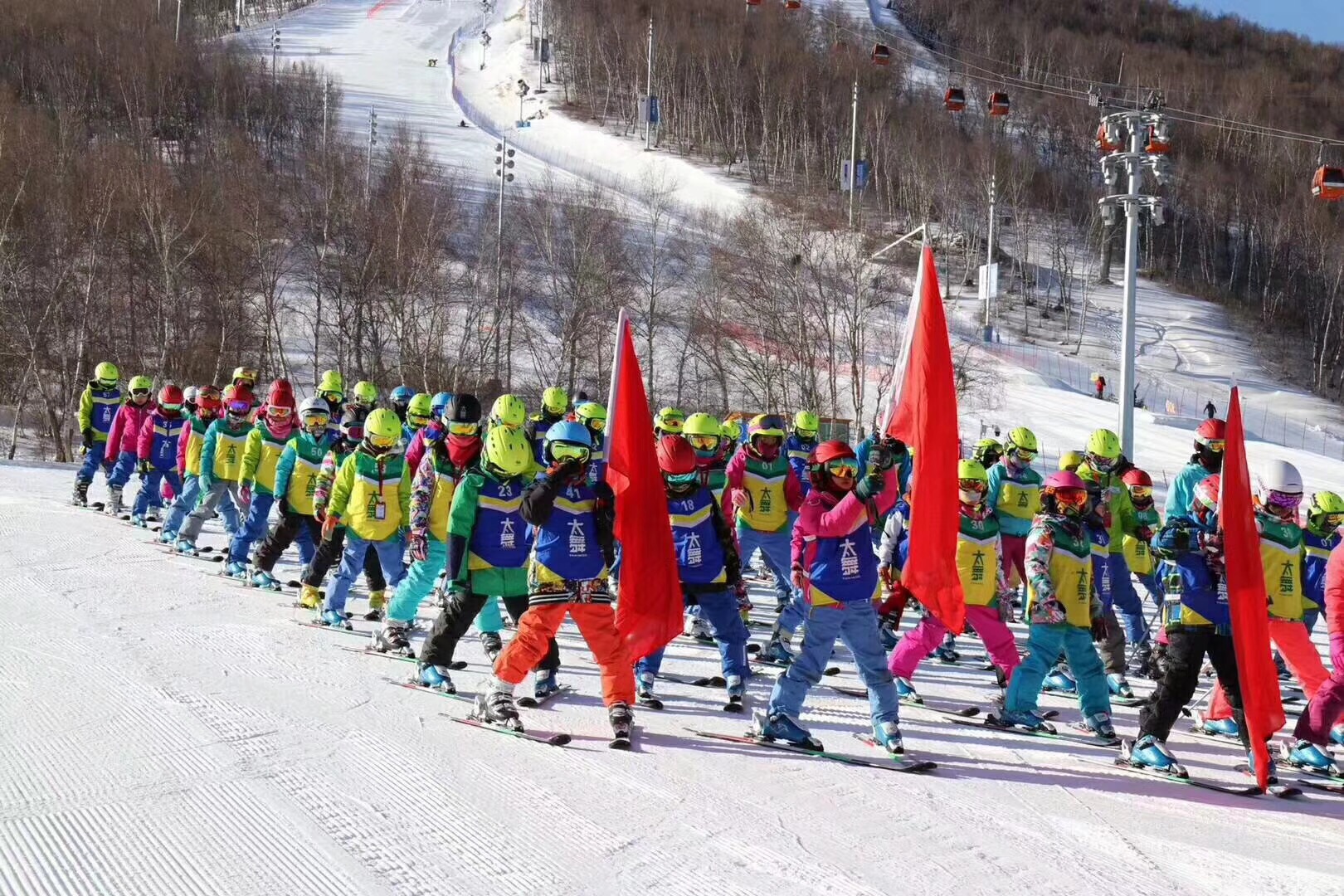 2020年北京冬令营小学生太舞滑雪单双板冬令营