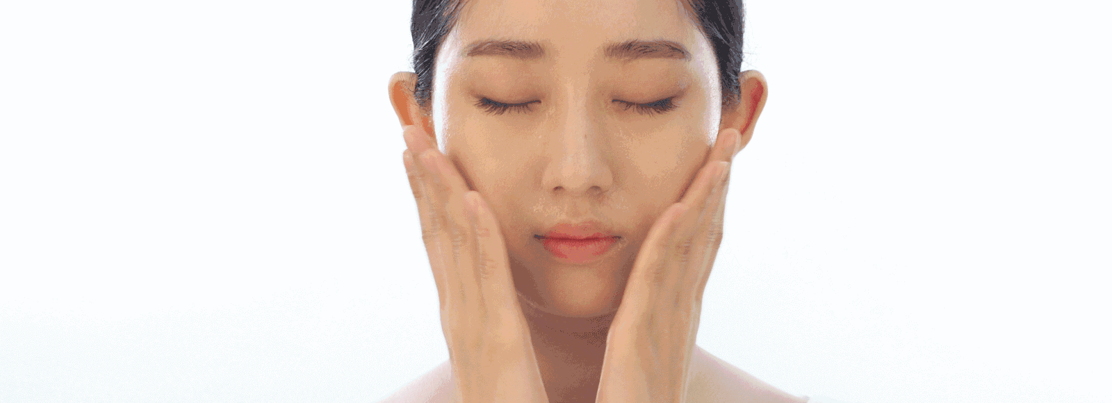 怎样的卸妆姿势有助于后续护肤?