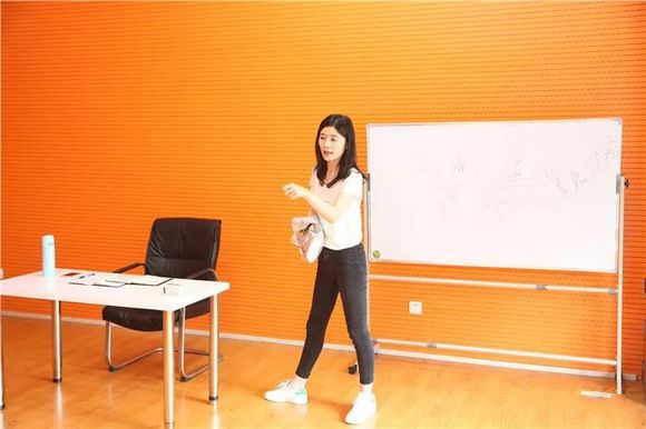 表演艺考自我介绍范文参考