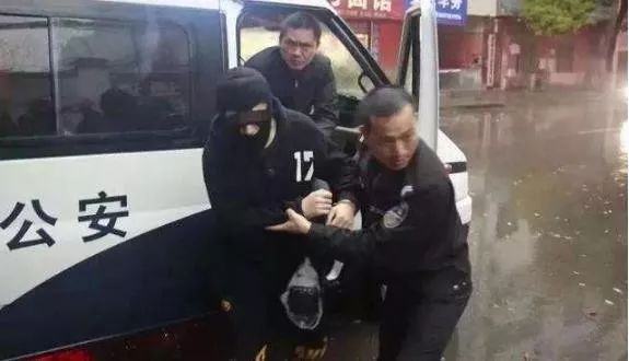 什么叫涉恶涉黑案件 1d0af9622fe24ea28d159c3d9de710ba.jpeg