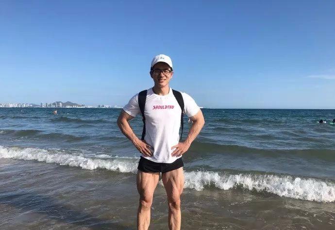 如何让自己快速变瘦男生 2a8db7abe5584417a998aacf0e9936af.jpeg