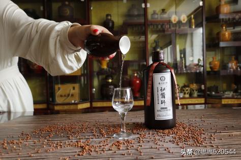 做什么菜需要大量的白酒 2ac07a13c46e496da6a086a1d4d1fcb6.jpeg