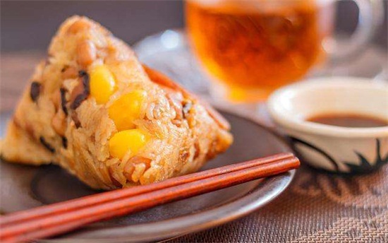                     端午将至，给宝宝吃粽子可一定要注意！