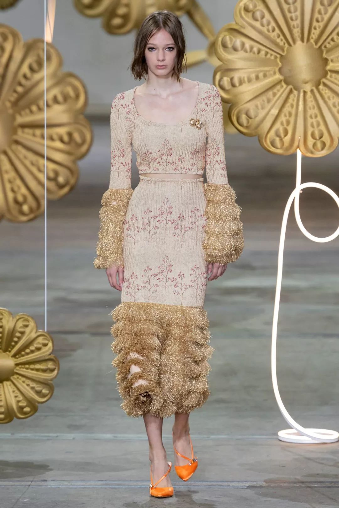 alice mccall x sofro谁说只有和潮牌合作才够尊贵呢?