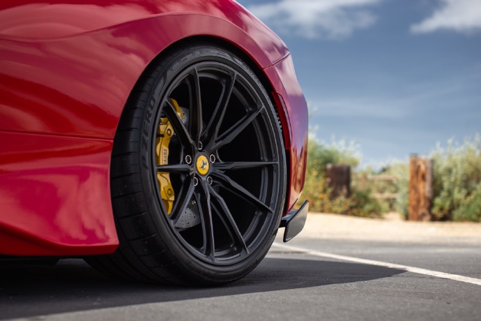 ferrari 488 pista