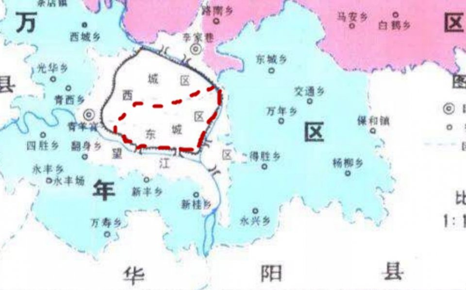 东城区属地为古华阳县城及其近郊,1953年设立东城区,是成都市的一个市