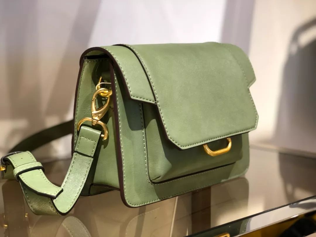 三角洲有六级包可以买 770f4a0fbcfe4b41b821ee37e1cfb5a3.jpeg