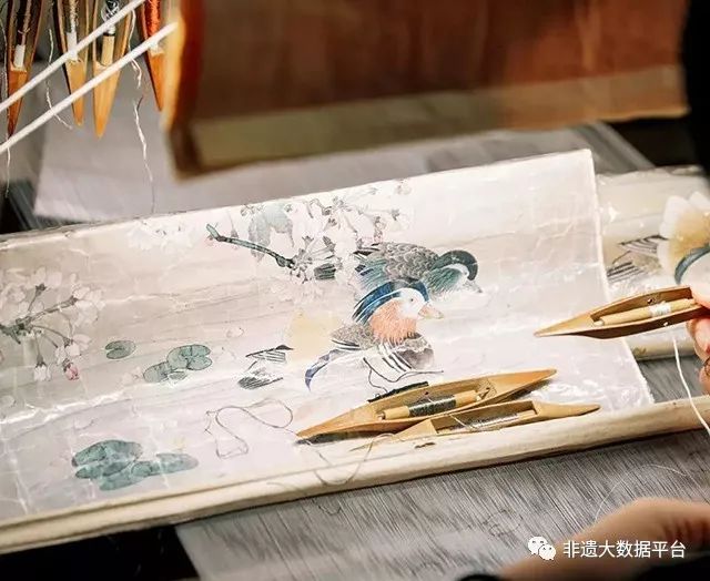 非遗传承人 | 苏州缂丝织造技艺代表性传承人——王金山_纬线