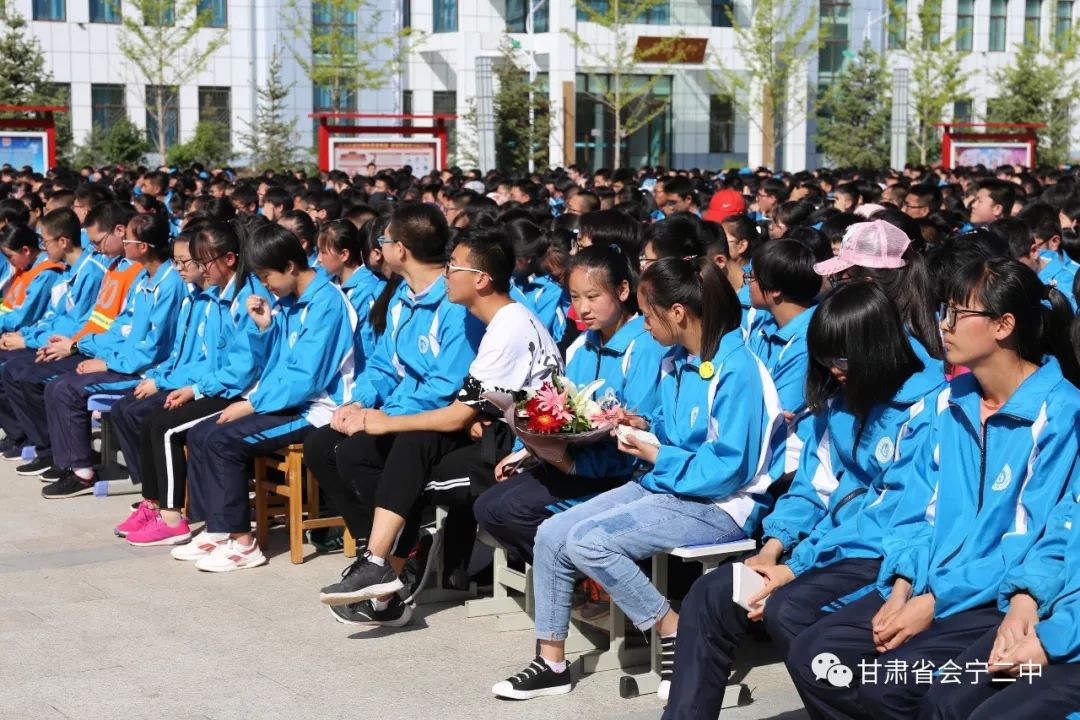 高考前夕的会宁二中高三学生