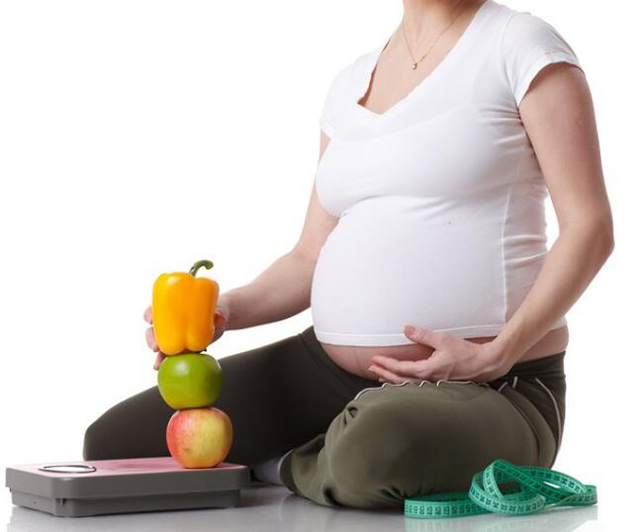 坐月子不能吃什么，母乳喂养的妈妈要避免吃什么食物？