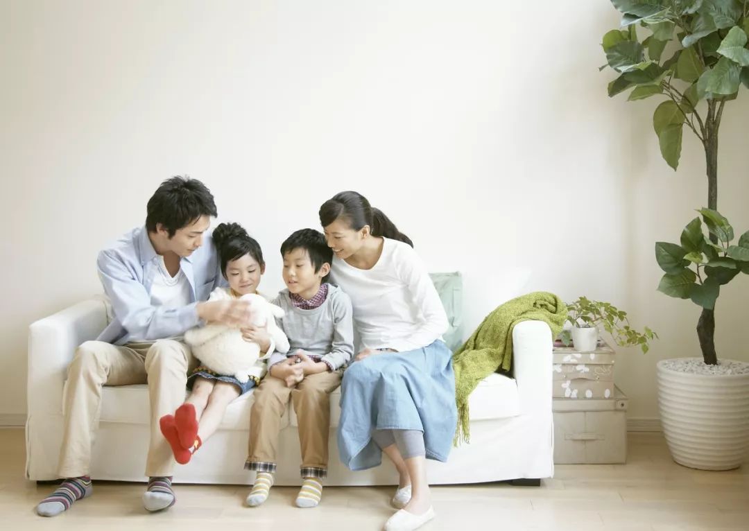 什么是生活什么是家庭 ca4e344d9bf24d3abbf0e36524274a7a.jpeg