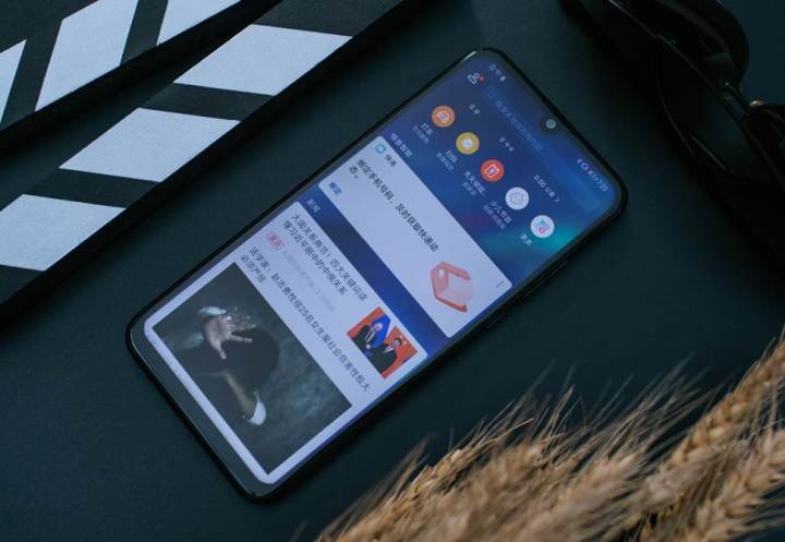 华为手机怎么分两屏看视频 eafe7a0e22a44110b7a8c14e98513ce0.jpeg