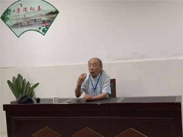 陆所长指出:今天有幸邀请到常熟理工大学汪圭璋老教授,与我们一起来