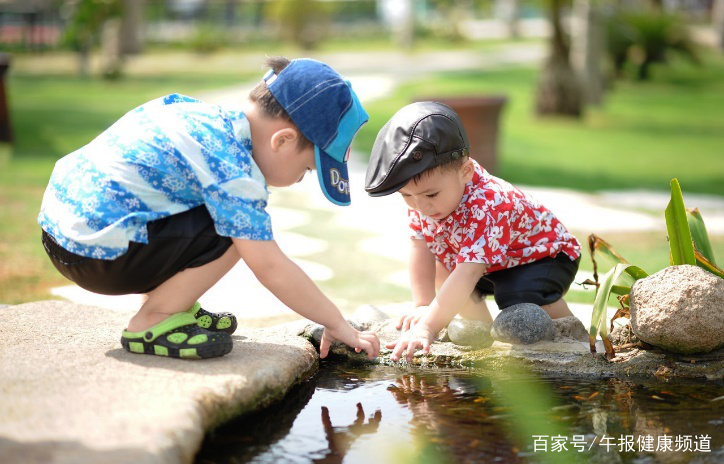                     安全教育很重要！记住下面几个原则，帮宝宝预防潜在危害