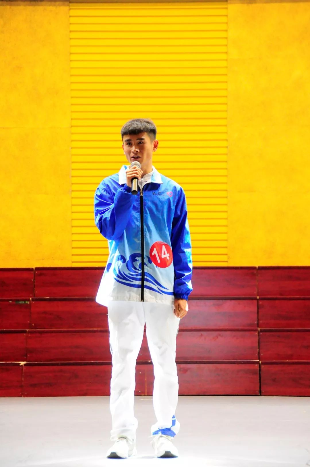 烟台职业学院第四届七星湖杯校园形象