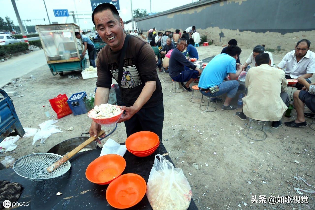 农民工吃的是啥?10张图直击他们的真实生活,看到哪一张你心酸了