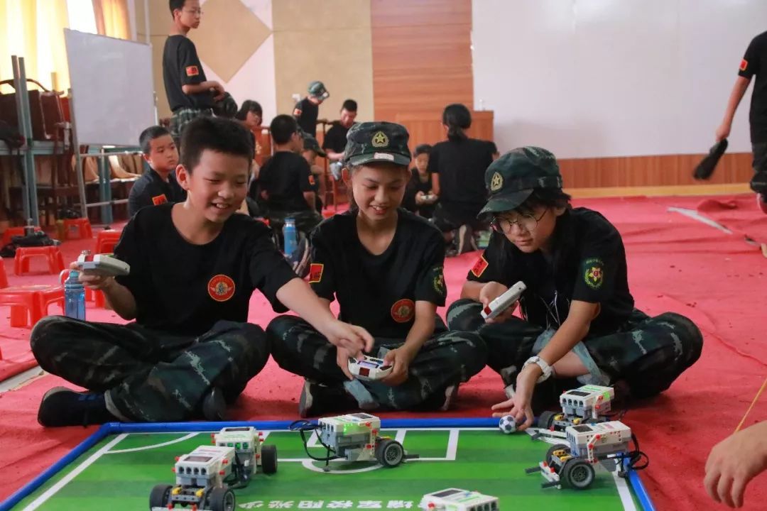 也学会了如何面对危险,如何保护自己 阳光少年