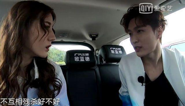 《极挑5》张艺兴跟热巴站一起后，他站姿亮了，喜不喜欢一目了然