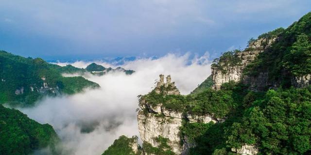 贵州旅行地:黔灵山公园,黔东南月亮山,桐梓仙人山,江界河