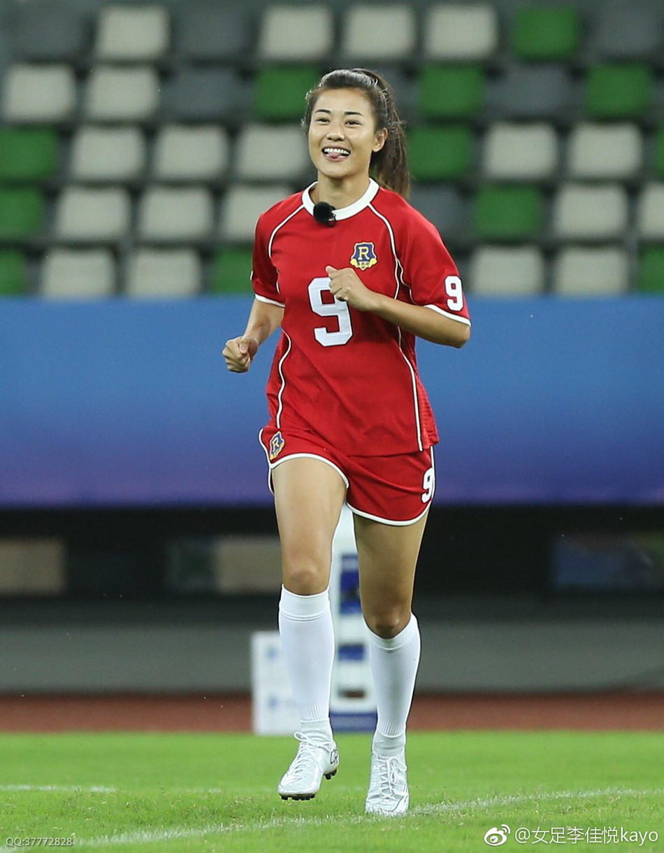 女足世界杯开赛在即,王霜,"女足高圆圆"领衔中国女足官方写真