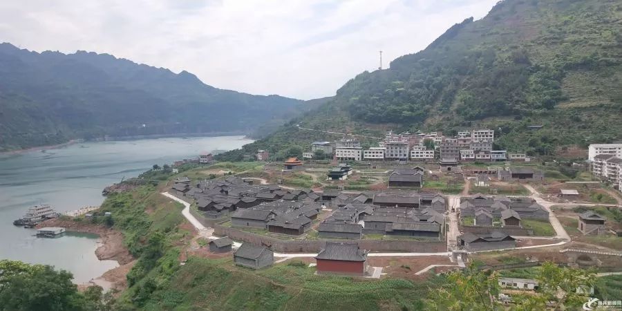 600年前的她回来了屏山马湖古城年底开街