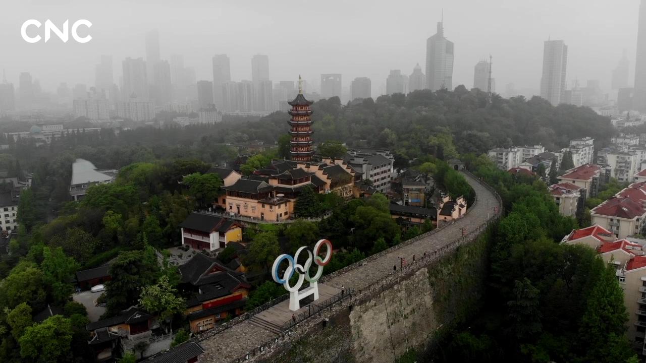 对于老南京人来说,绵延在南京城内的明城墙无疑是根植在他们内心最深