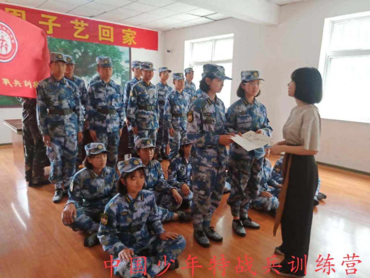 青春期、叛逆期:家长的十大误区,千万别再犯!(组图) 青春期、叛逆期:家长的十大误区,千万别再犯!(组图)